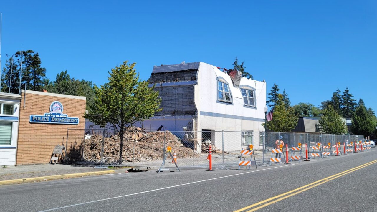 BLAINE CITY HALL DEMOLITION Reichhardt & Ebe